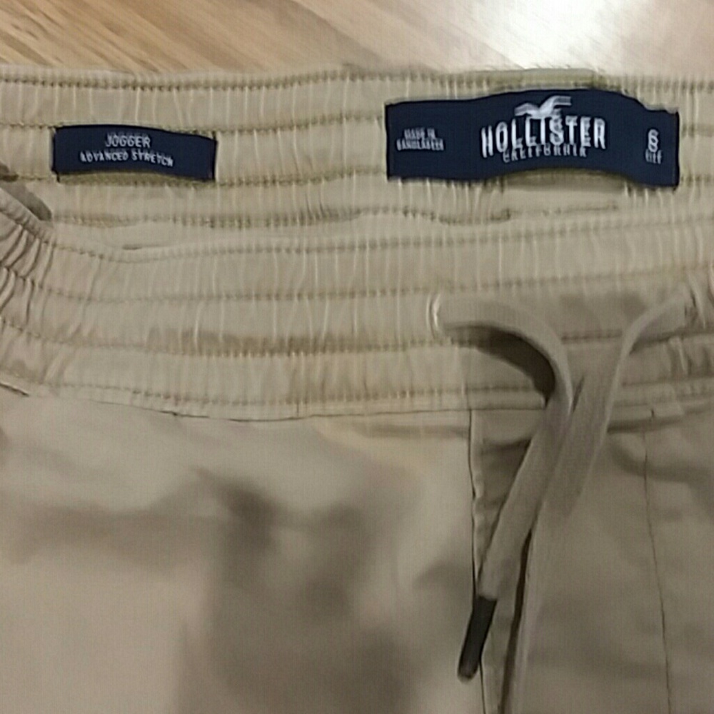Holister joggers